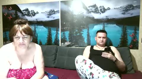 Kleosnow online show from 10-31-25, 09:05