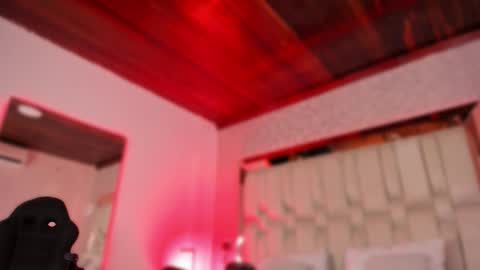 Snapshot of kleverly_manson1 chatting on 10-11-25, 08:51 online show from 10-11-25, 08:51