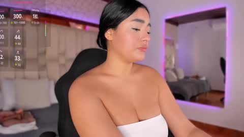 Snapshot of kleverly_manson1 chatting on 10-14-25, 08:09 online show from 10-14-25, 08:09