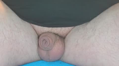 Snapshot of klinge2000 chatting on 09-18-25, 06:04 klinge2000 online show from 09-18-25, 06:04