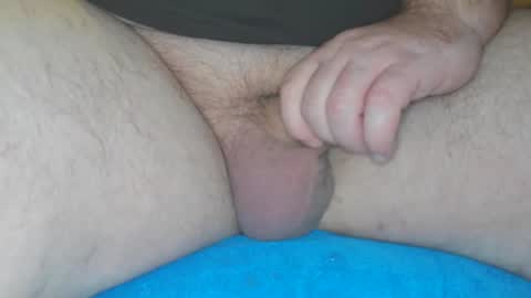 Snapshot of klinge2000 chatting on 11-25-25, 04:34 klinge2000 online show from 11-25-25, 04:34