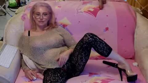 ALYONA online show from 11-11-25, 02:00