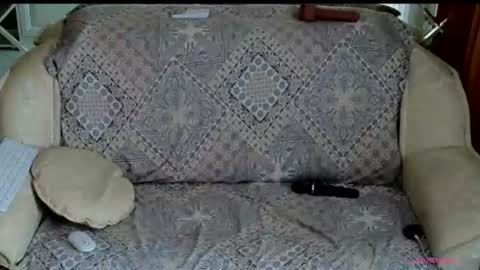 Snapshot of klitores chatting on 06-27-26, 12:22 ALYONA online show from 06-27-26, 12:22