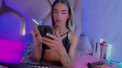 Snapshot of kloe_hh chatting on 04-22-26, 06:31 Kloe online show from 04-22-26, 06:31