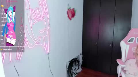 Snapshot of kloeking_ chatting on 09-11-25, 12:22 kloe online show from 09-11-25, 12:22