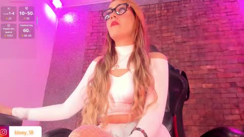 Kloey  online show from 09-13-25, 09:03