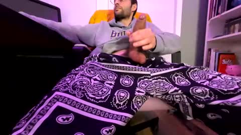 knautyknight online show from 02-12-25, 12:48