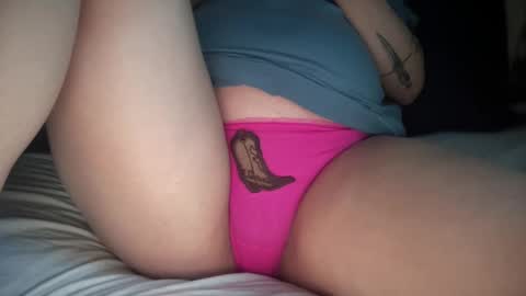 Snapshot of knextdoor chatting on 09-29-25, 01:38 knextdoor online show from 09-29-25, 01:38