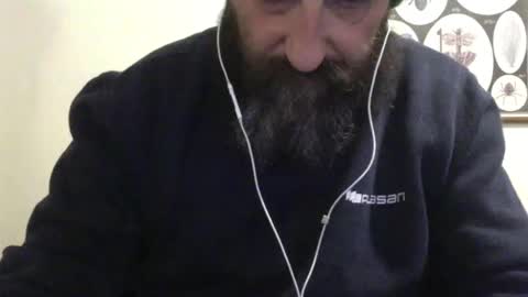 knicker76 online show from 12-19-24, 08:23