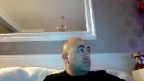 Snapshot of knickerwhipper chatting on 12-14-25, 08:02 knickerwhipper online show from 12-14-25, 08:02