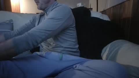 Snapshot of knight3975 chatting on 02-13-25, 03:03 Knight3975 online show from 02-13-25, 03:03