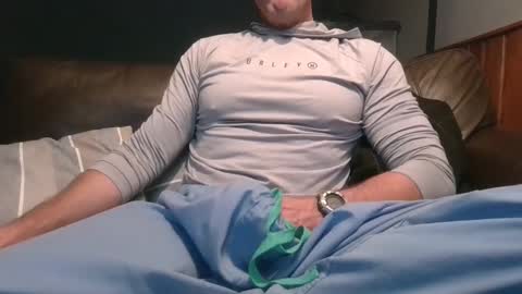 Snapshot of knight3975 chatting on 02-21-25, 06:40 Knight3975 online show from 02-21-25, 06:40