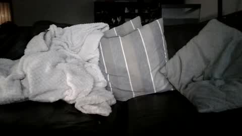 Snapshot of knight3975 chatting on 09-25-25, 02:54 Knight3975 online show from 09-25-25, 02:54