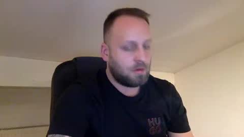 hugo online show from 01-11-26, 03:00