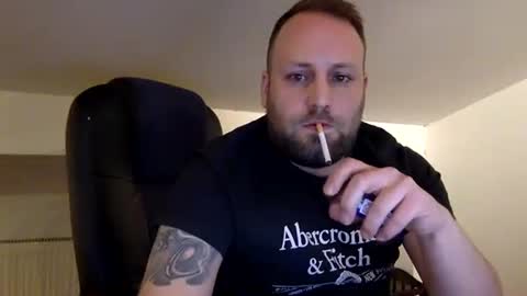 Snapshot of kobasic chatting on 03-26-26, 12:39 hugo online show from 03-26-26, 12:39