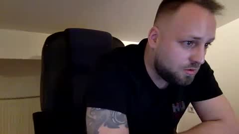 Snapshot of kobasic chatting on 04-02-26, 04:15 hugo online show from 04-02-26, 04:15