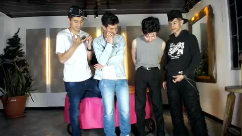 kobayaske online show from 12-02-25, 04:46