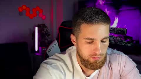 Sweet boy online show from 12-18-25, 03:18