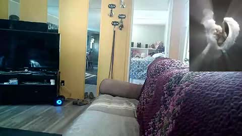 Snapshot of kodiakpm1 chatting on 11-18-25, 09:08 kodiakpm1 online show from 11-18-25, 09:08