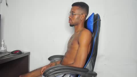 kofi online show from 12-08-24, 02:18