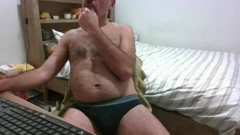 Snapshot of kokluv1 chatting on 06-17-26, 03:31 kokluv online show from 06-17-26, 03:31