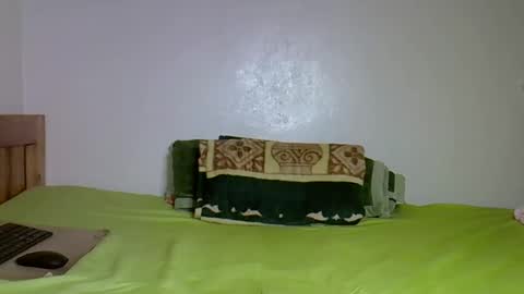 Snapshot of koko554437 chatting on 05-15-26, 12:12 Koko online show from 05-15-26, 12:12
