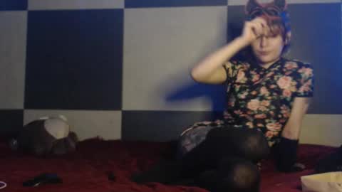 konekokawai online show from 10-09-25, 06:06