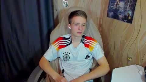 Snapshot of konnor_deviant chatting on 10-09-25, 11:14 konnor_deviant online show from 10-09-25, 11:14