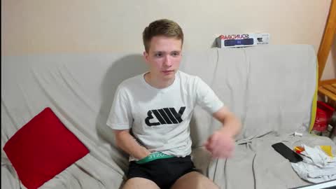 Snapshot of konnor_deviant chatting on 12-14-25, 10:47 konnor_deviant online show from 12-14-25, 10:47