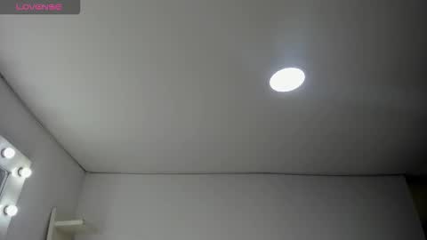 Snapshot of koralcruz chatting on 01-12-26, 04:12 Koral Cuz online show from 01-12-26, 04:12