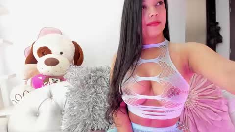 Snapshot of koralcruz chatting on 02-02-26, 04:17 Koral Cuz online show from 02-02-26, 04:17