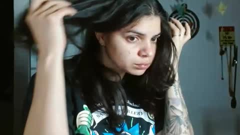 Karoll online show from 02-05-26, 02:27