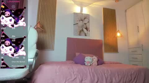 Snapshot of korarousee chatting on 09-14-25, 12:37 Kora online show from 09-14-25, 12:37