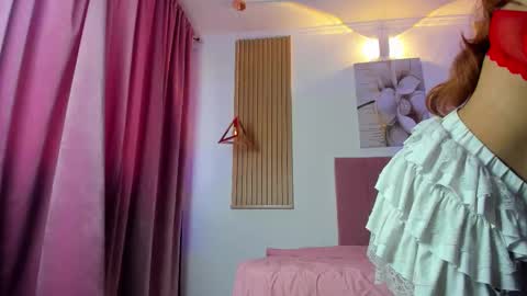 Snapshot of korarousee chatting on 09-23-25, 01:25 Kora online show from 09-23-25, 01:25