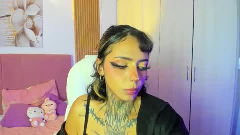 Snapshot of korarousee chatting on 09-28-25, 01:27 Kora online show from 09-28-25, 01:27