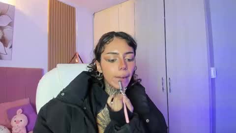 Snapshot of korarousee chatting on 10-07-25, 01:30 Kora online show from 10-07-25, 01:30