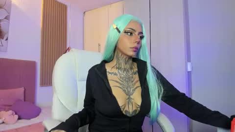 Snapshot of korarousee chatting on 10-16-25, 01:34 Kora online show from 10-16-25, 01:34