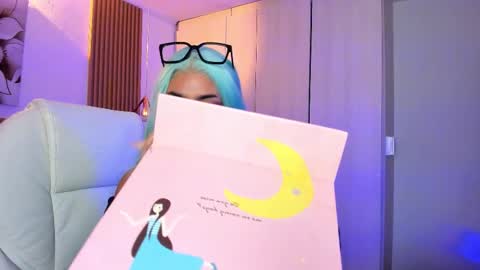 Snapshot of korarousee chatting on 10-30-25, 01:23 Kora online show from 10-30-25, 01:23