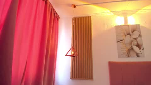 Snapshot of korarousee chatting on 11-02-25, 01:24 Kora online show from 11-02-25, 01:24