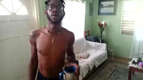 Snapshot of korn4lyfe chatting on 01-23-25, 12:41 Prince makonnen online show from 01-23-25, 12:41