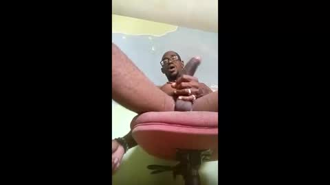 Snapshot of korn4lyfe chatting on 12-21-25, 12:56 Prince makonnen online show from 12-21-25, 12:56