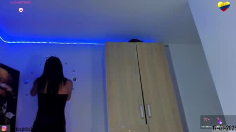 Snapshot of kortneyhills chatting on 01-17-25, 10:12 Kortneyhills - Aries online show from 01-17-25, 10:12