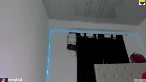 Snapshot of kortneyhills chatting on 10-01-25, 03:34 Kortneyhills - Aries online show from 10-01-25, 03:34