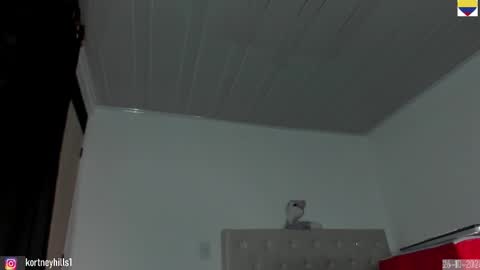 Snapshot of kortneyhills chatting on 10-26-25, 06:08 Kortneyhills - Aries online show from 10-26-25, 06:08