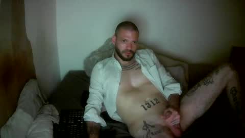 Snapshot of kostoysergey chatting on 06-24-26, 01:48 kostoysergey online show from 06-24-26, 01:48