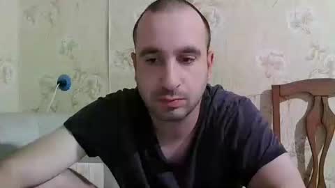 Snapshot of kostua31 chatting on 10-15-25, 07:36 kvg-1994 online show from 10-15-25, 07:36