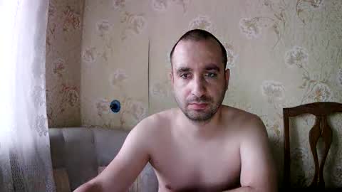 Snapshot of kostua31 chatting on 11-14-25, 06:01 kvg-1994 online show from 11-14-25, 06:01
