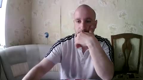 Snapshot of kostua31 chatting on 05-09-26, 07:24 kvg-1994 online show from 05-09-26, 07:24