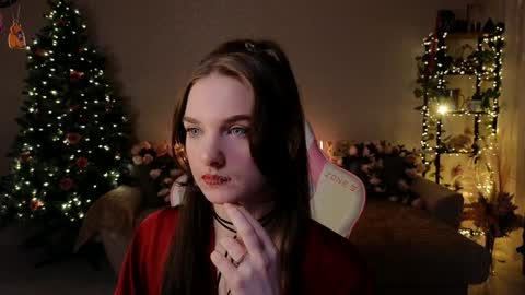 Snapshot of kottyaa_ch chatting on 12-13-24, 11:17 Kottyaa cb FOLLOWING online show from 12-13-24, 11:17