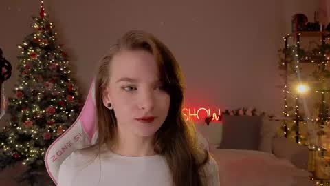 Snapshot of kottyaa_ch chatting on 01-21-25, 05:51 Kottyaa cb FOLLOWING online show from 01-21-25, 05:51